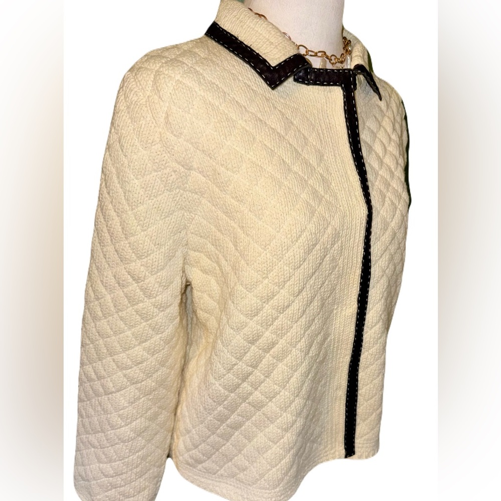 Vintage Doncaster Ivory Quilted Lined Sweater Jacket with Black Leather Trim - Picture 7 of 15